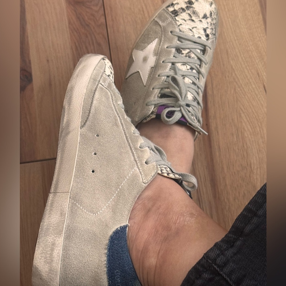 Golden Goose Tan and White Star Sneakers - Picture 4 of 10